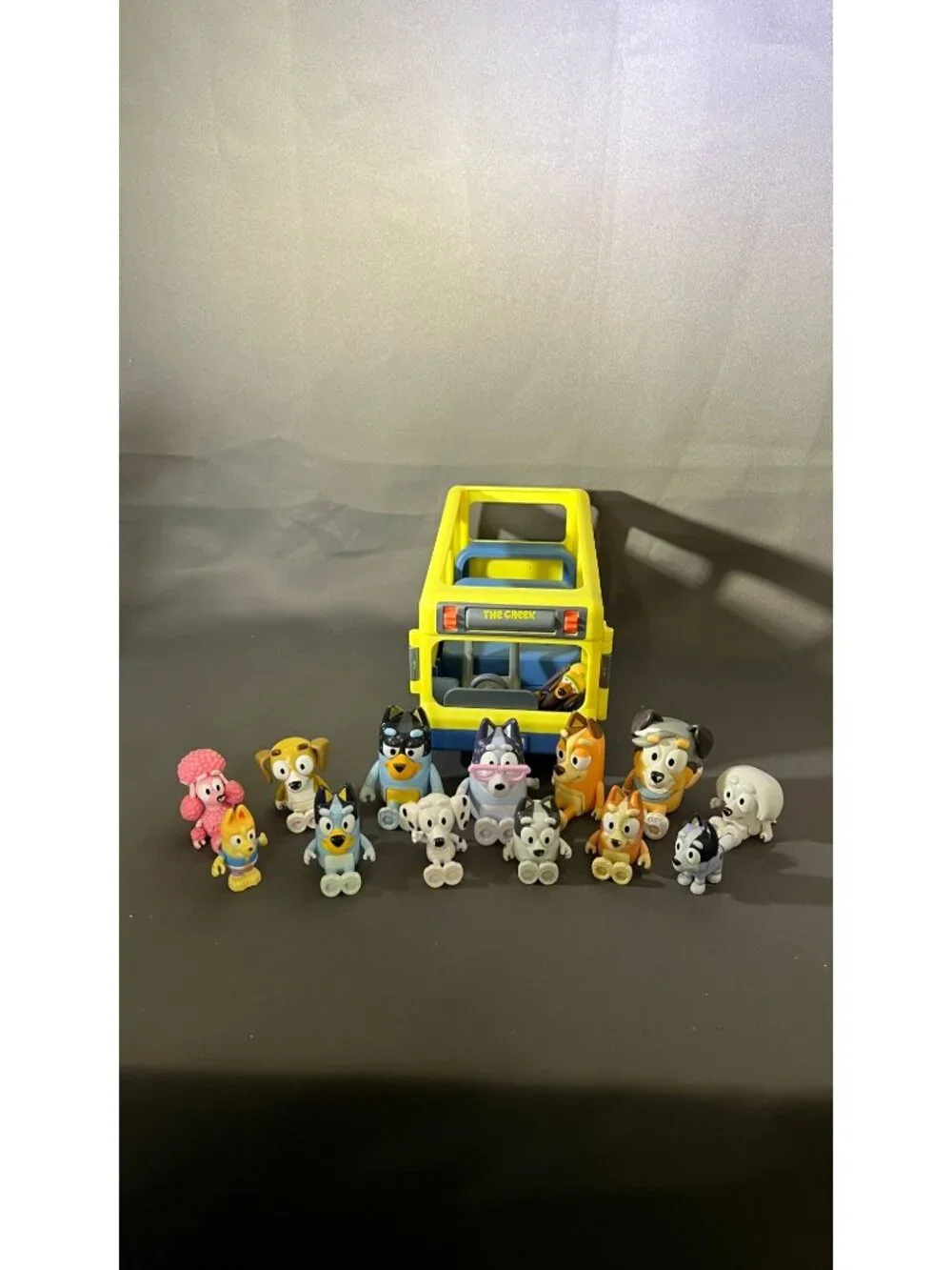 Bluey Family & Friends Play Set With Yellow “The Creek” Bus